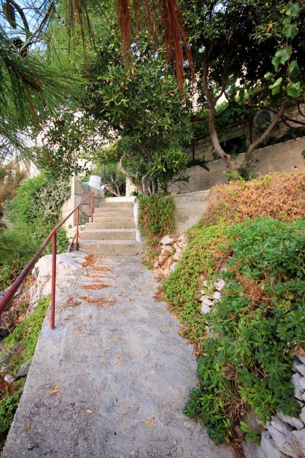 Apartments By The Sea Zavalatica, Korcula - 189 外观 照片